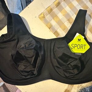 Wacoal sports bra